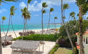 Deluxe Hotel Suites Studio Bavaro Wifi Parking Bbq Beach Club & Spa